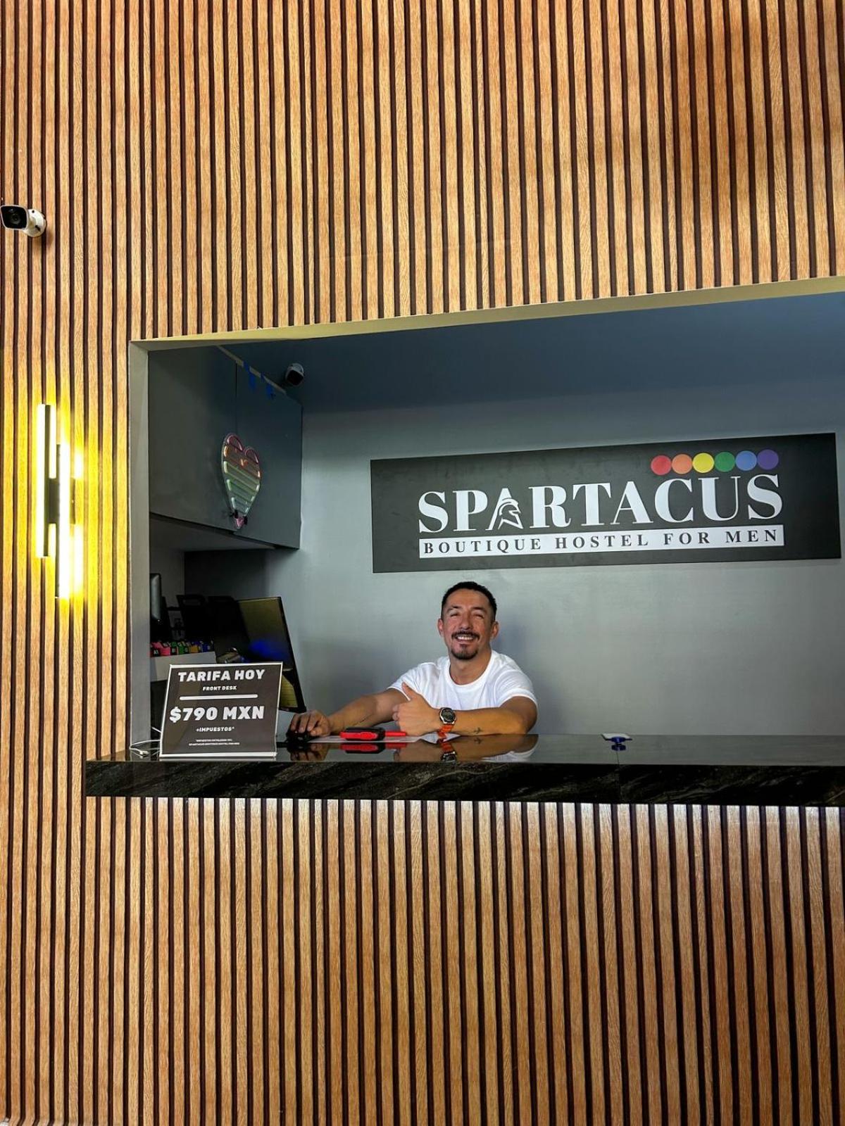 Spartacus Hostel Boutique For Men Puerto Vallarta Exterior foto